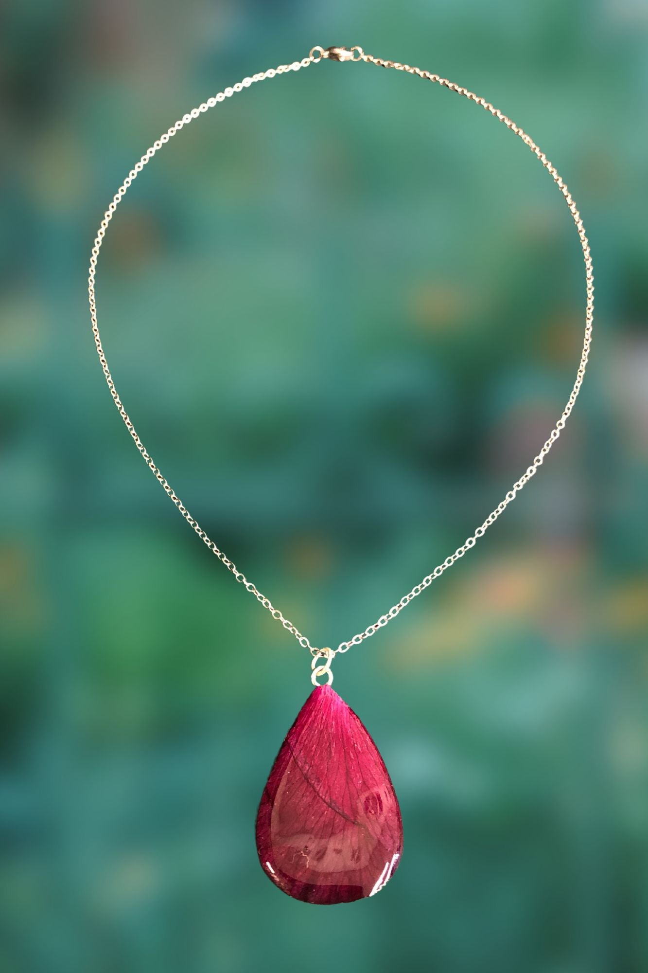 Colgante Pétalo de rosa granate