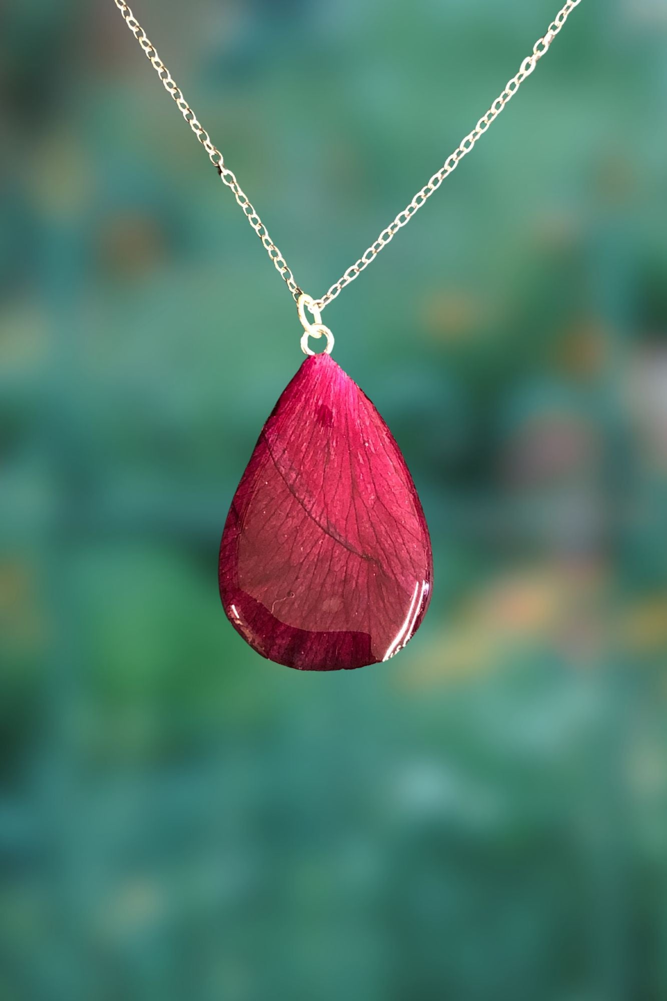 Colgante Pétalo de rosa granate