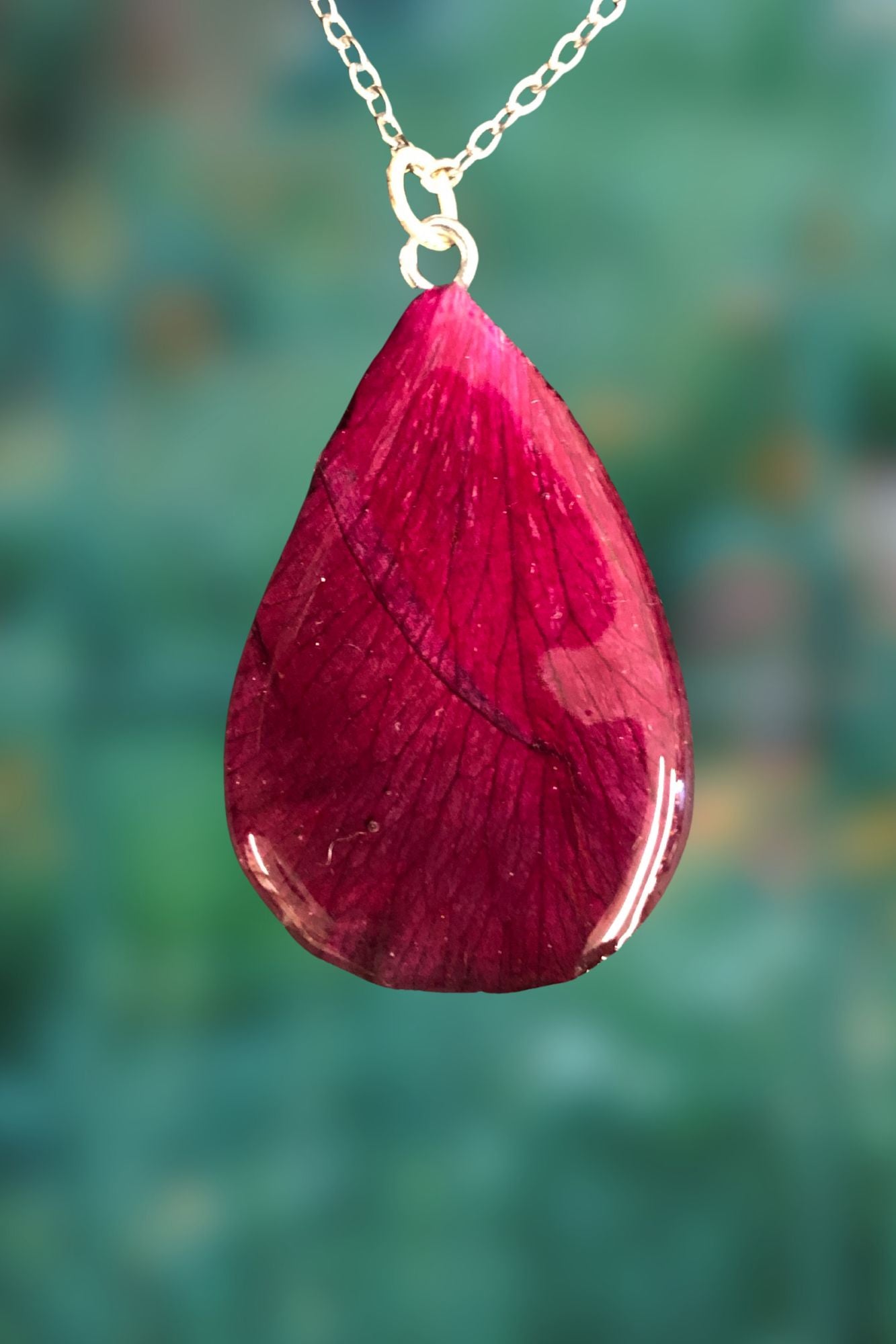 Colgante Pétalo de rosa granate
