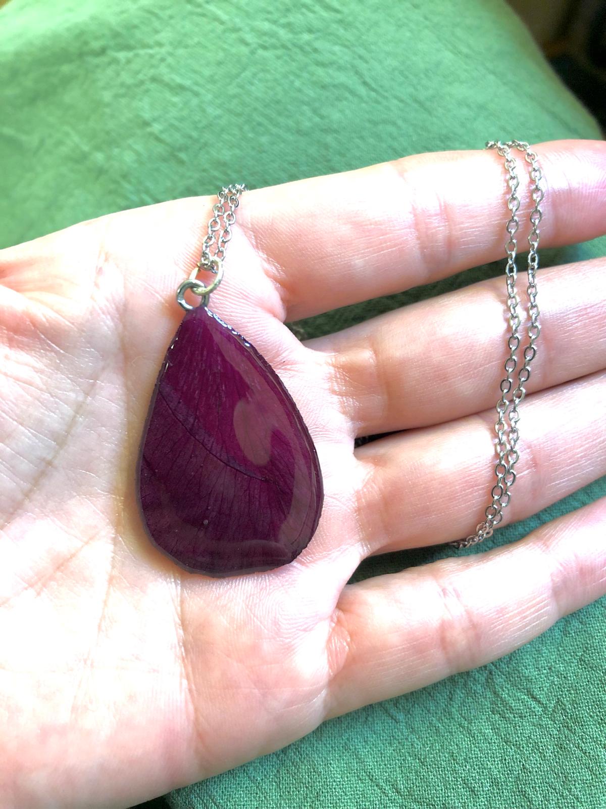 Colgante Pétalo de rosa granate